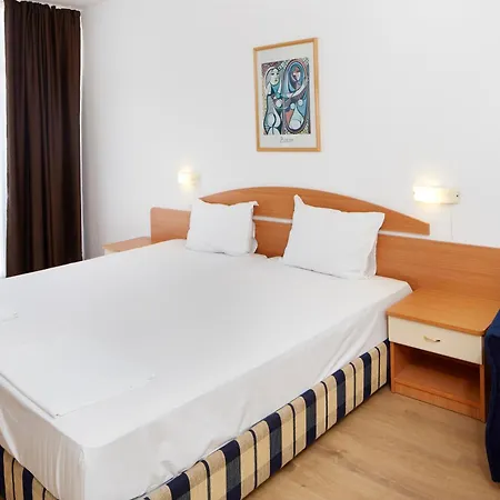 Hotel Opal