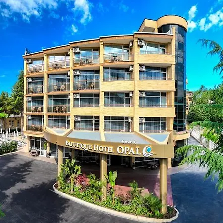 Boutique Opal Ultra 4*
