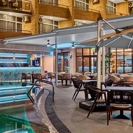 Boutique Opal Ultra Otel