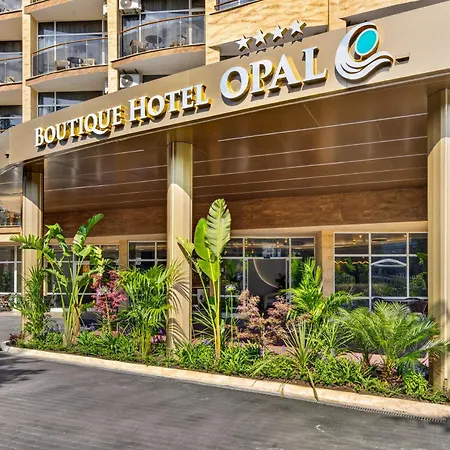 Boutique Opal Ultra 4*